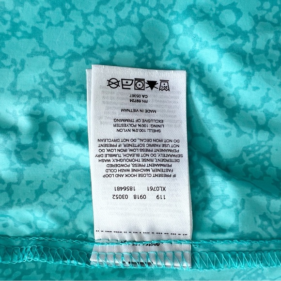 Columbia Women's Blue Hooded Jacket - Picture 7 of 16